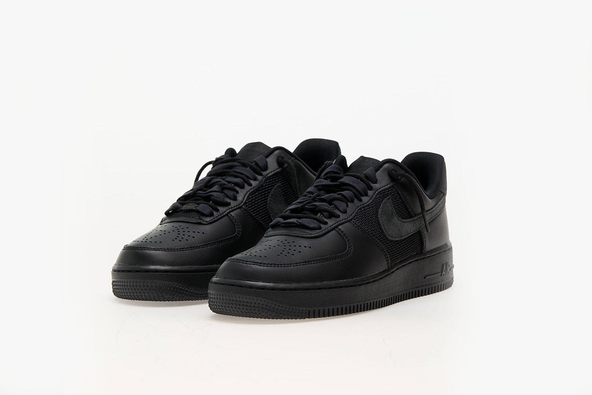 Nike x Slam Jam Air Force 1 Low