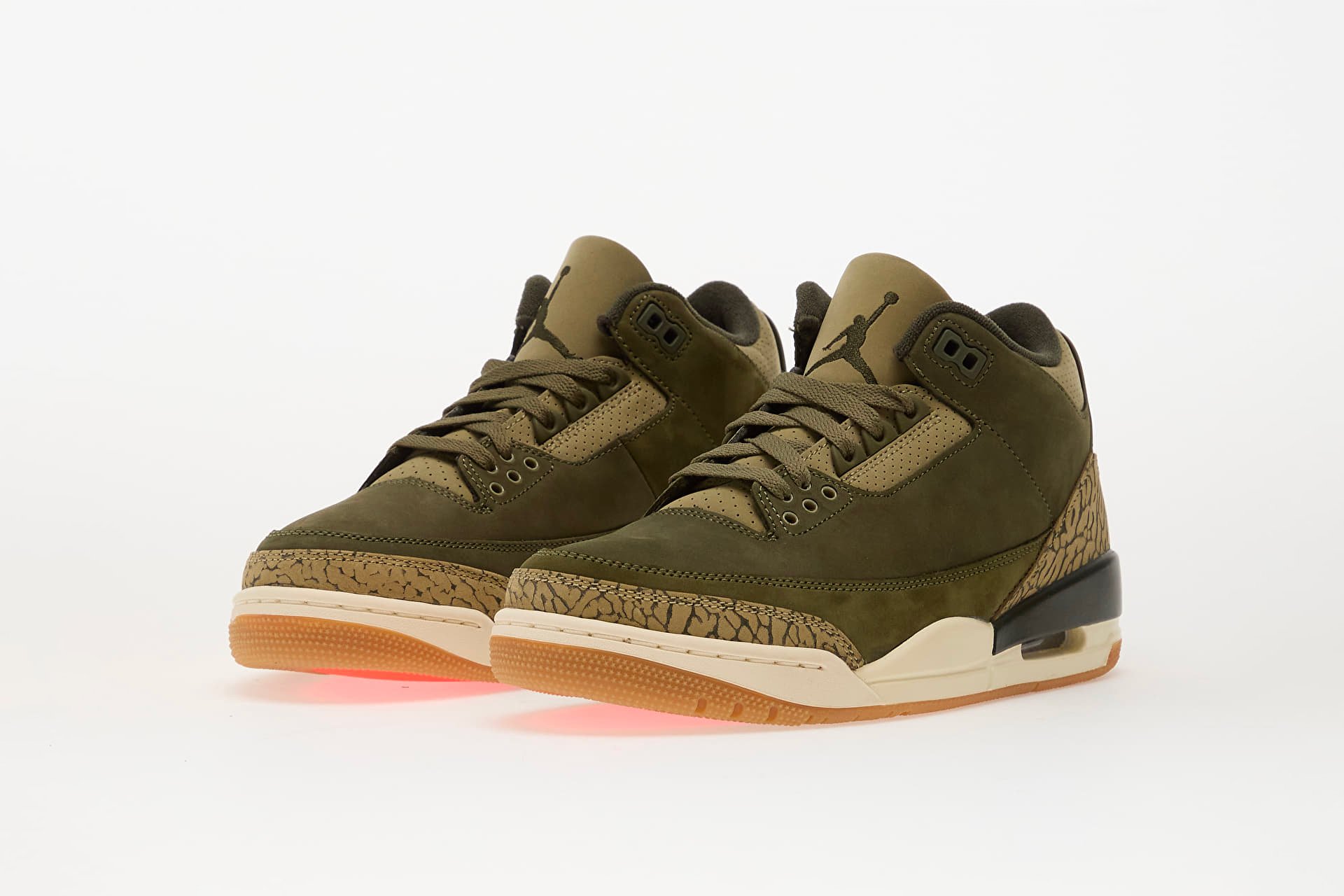 Air Jordan 3 Retro "Family Affair"