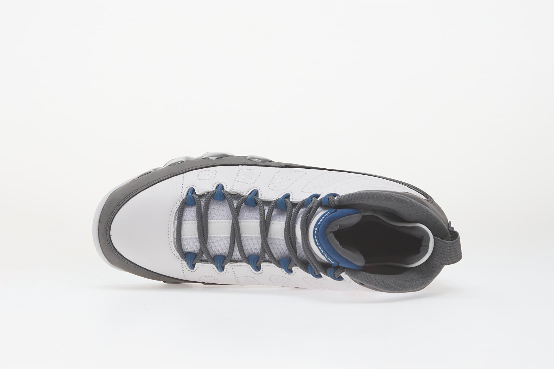 Air Jordan 9 Retro "Flint Grey"