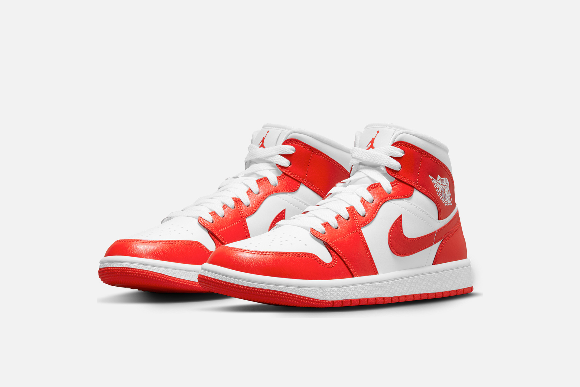 Air Jordan W 1 Mid