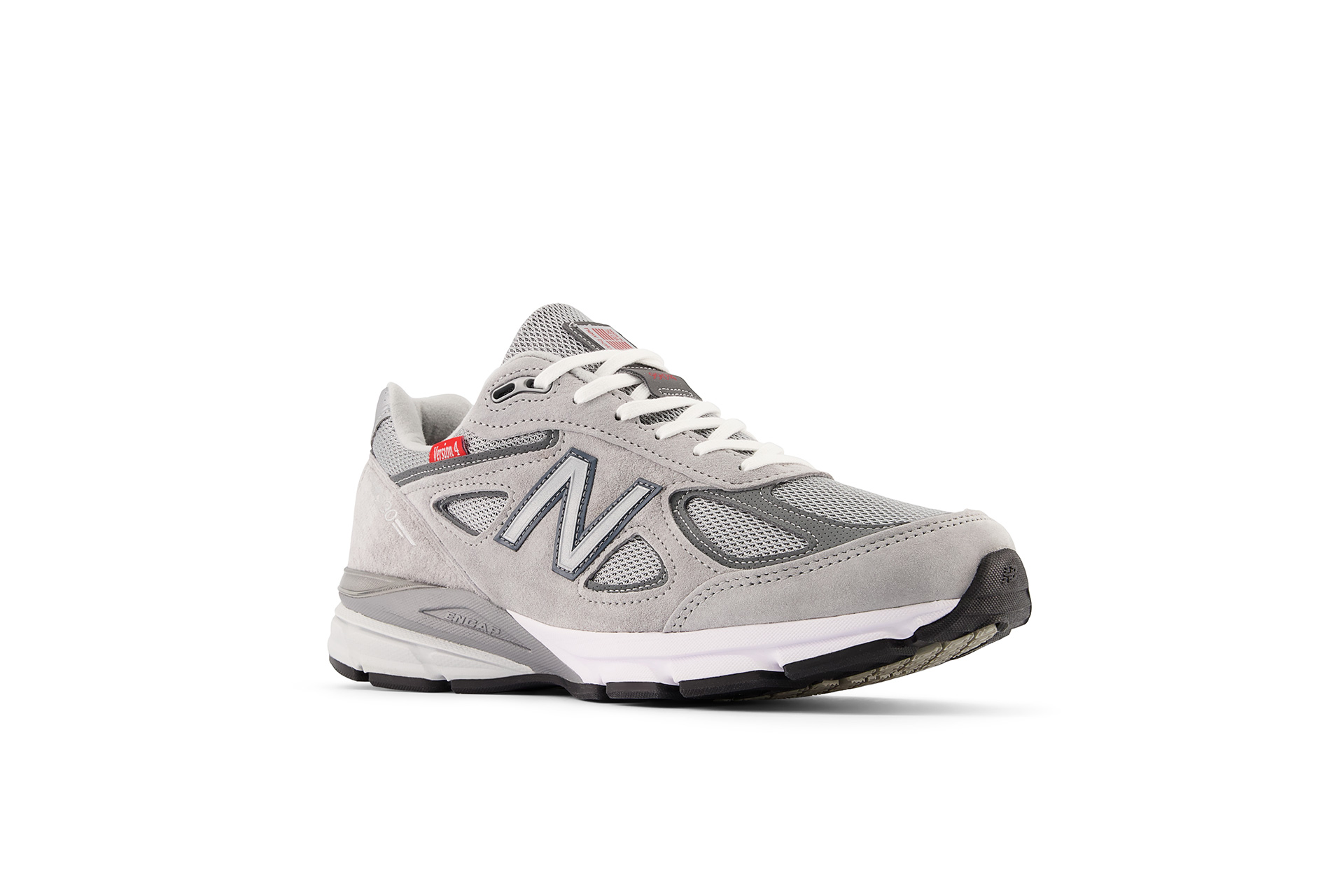 New Balance M990