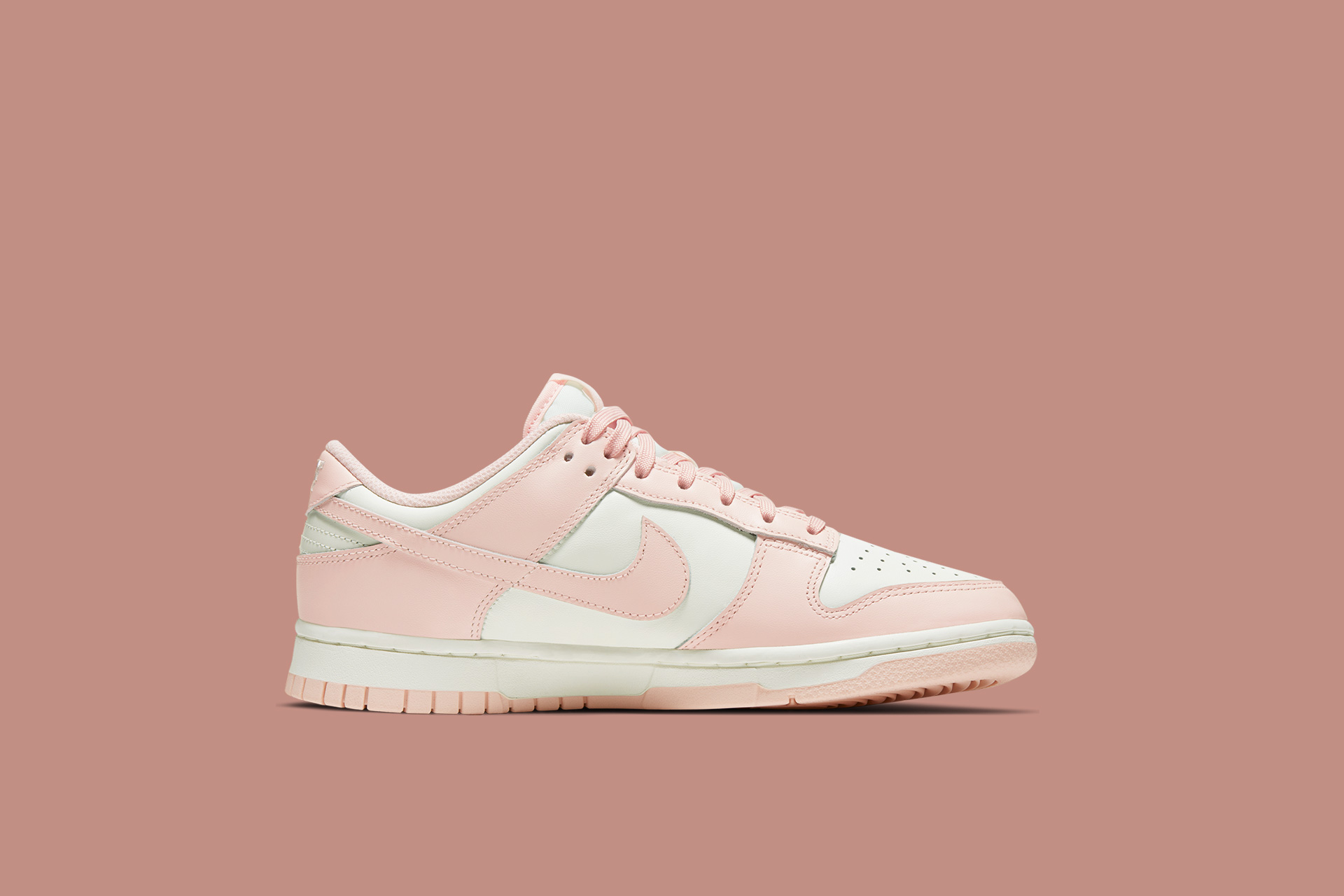 Nike Dunk Low WMNS