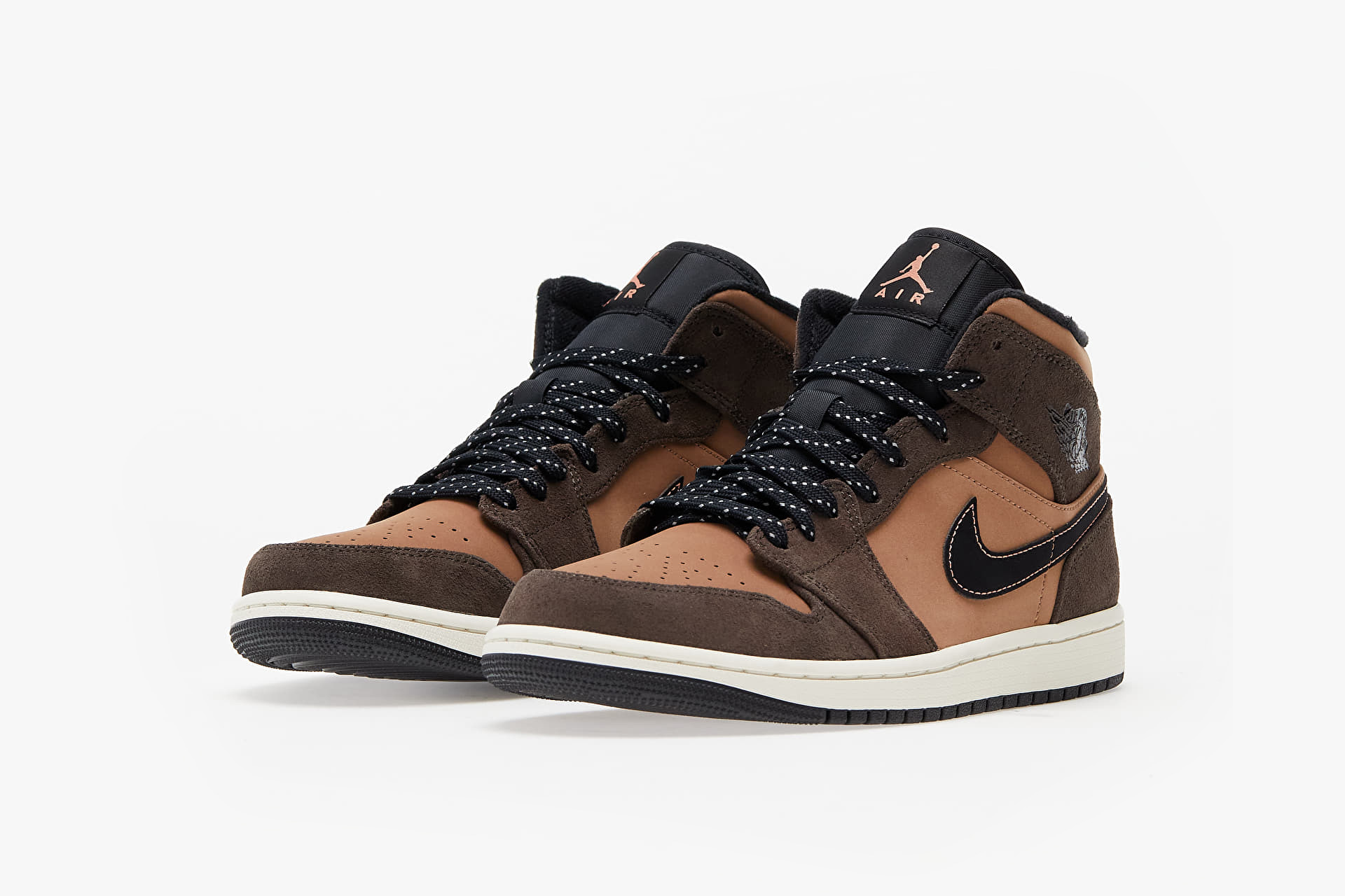 Air Jordan 1 Mid SE