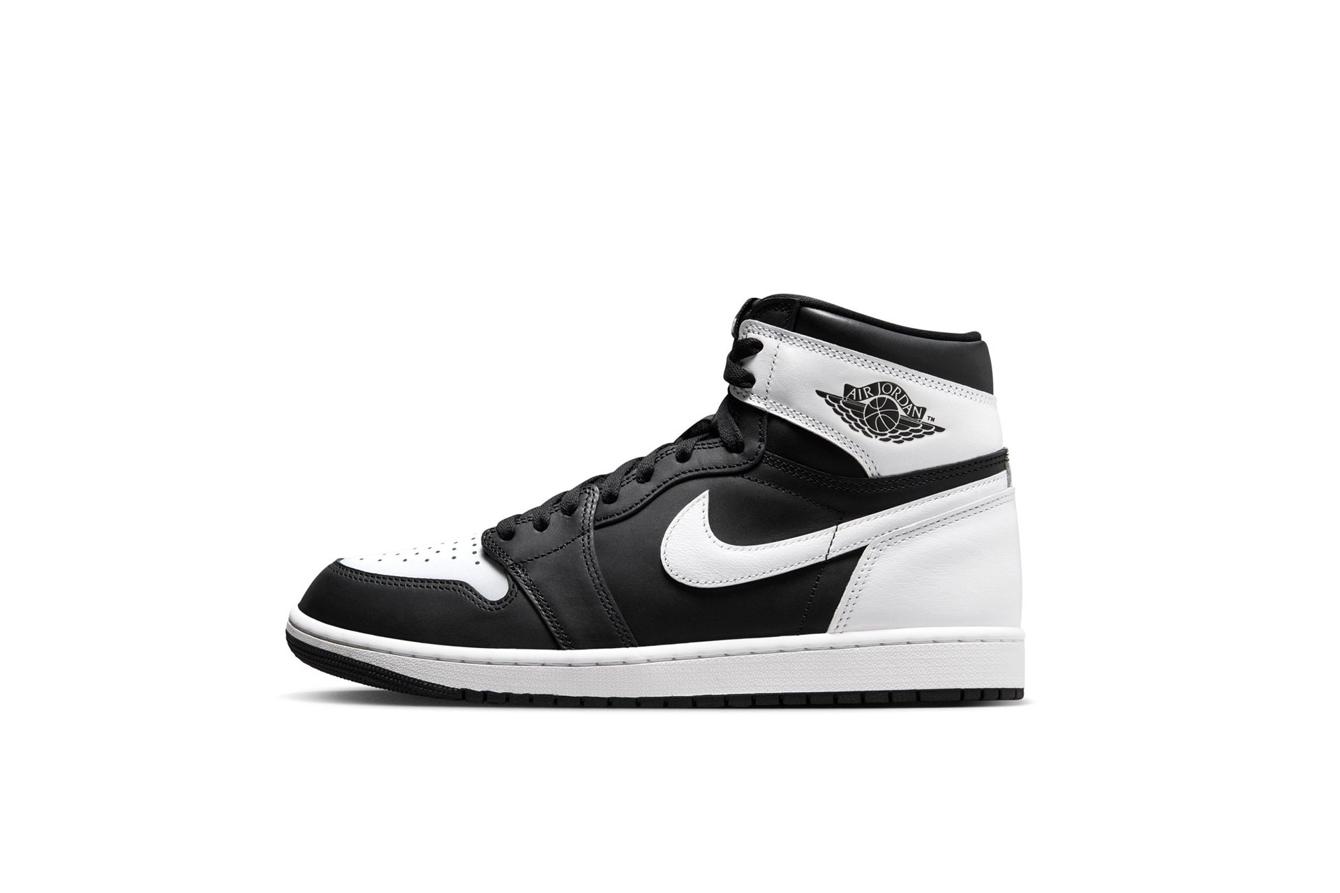 Air Jordan 1 Retro High OG "Black & White"