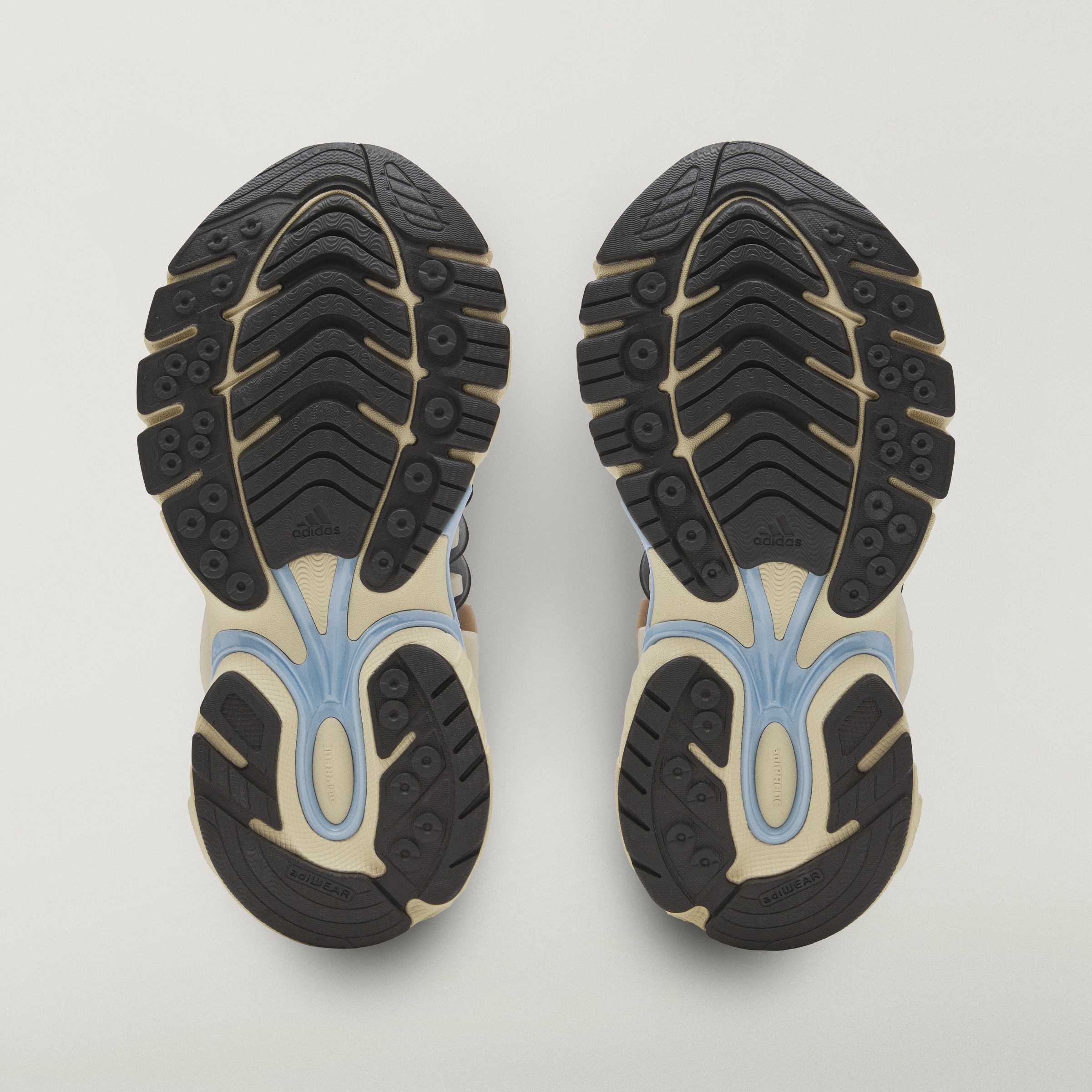 adidas x Pharrell Williams Adistar Jellyfish
