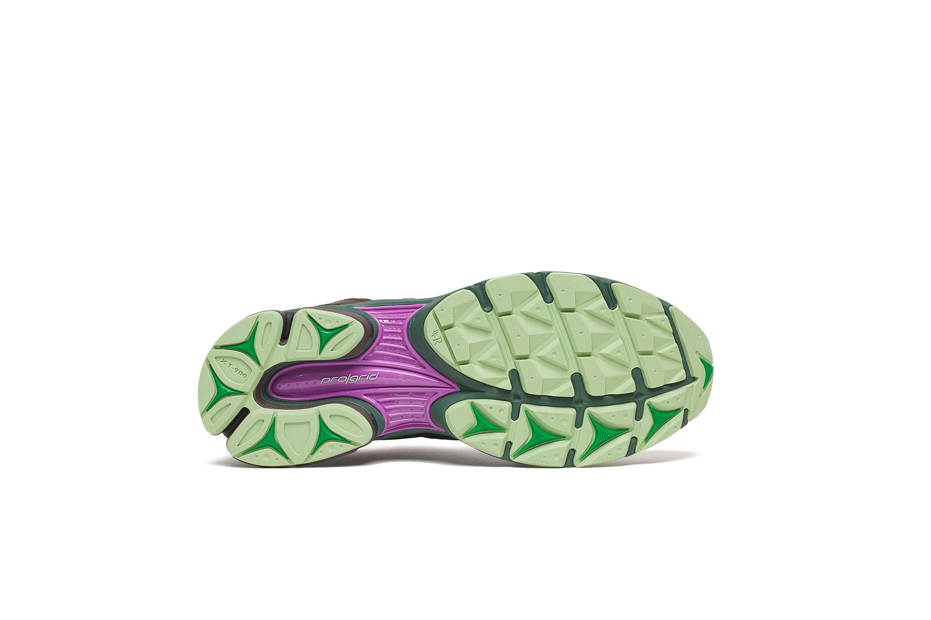 Saucony x Jae Tips Progrid Triumph 4