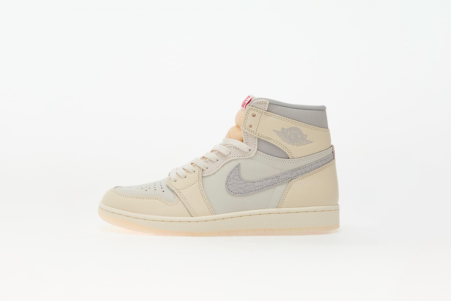 Air Jordan 1 Retro High OG "Sail University Red"