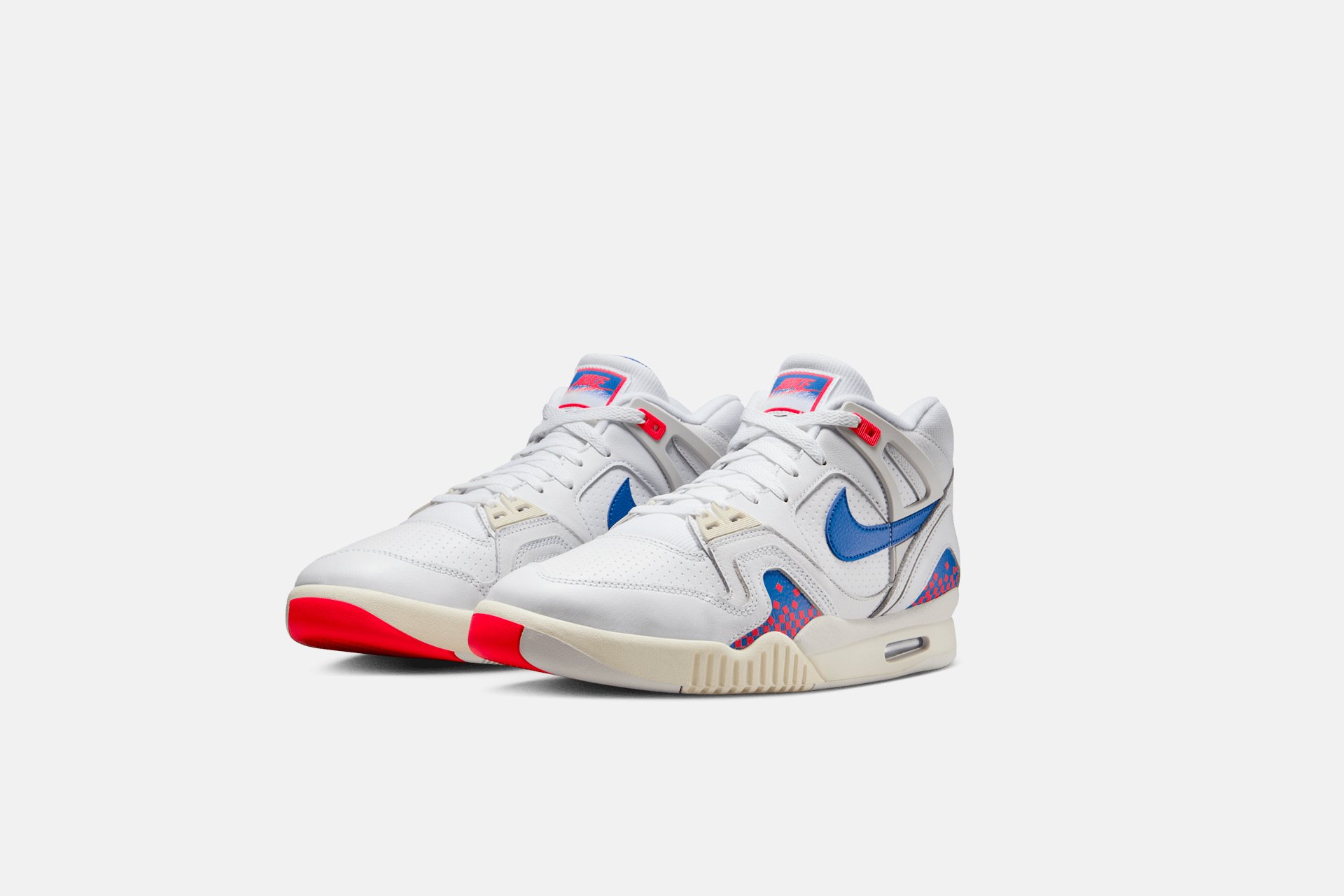 Nike Air Tech Challenge 2