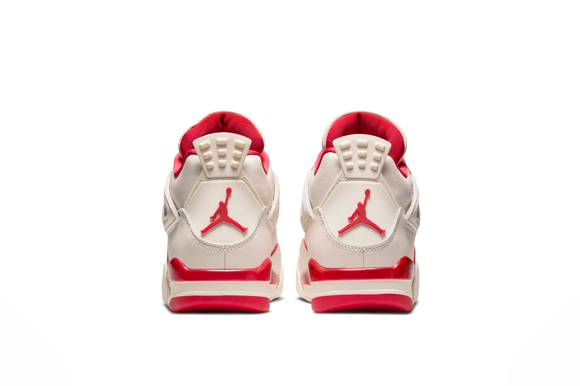 Air Jordan 4 Retro "Valentine's Day"