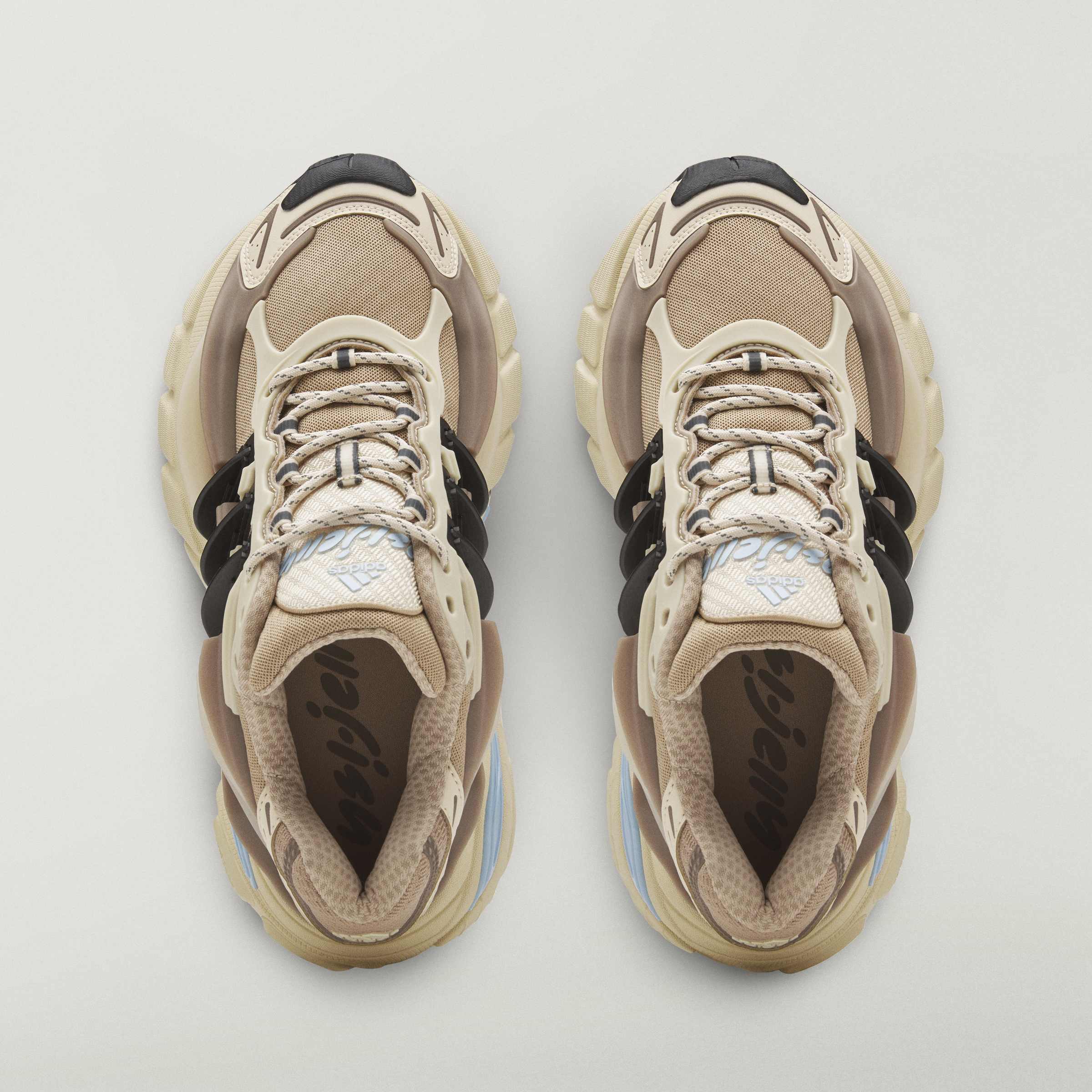 adidas x Pharrell Williams Adistar Jellyfish