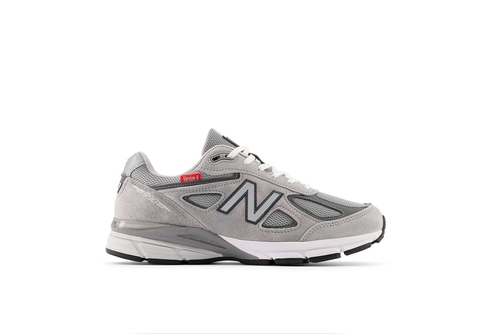 New Balance M990