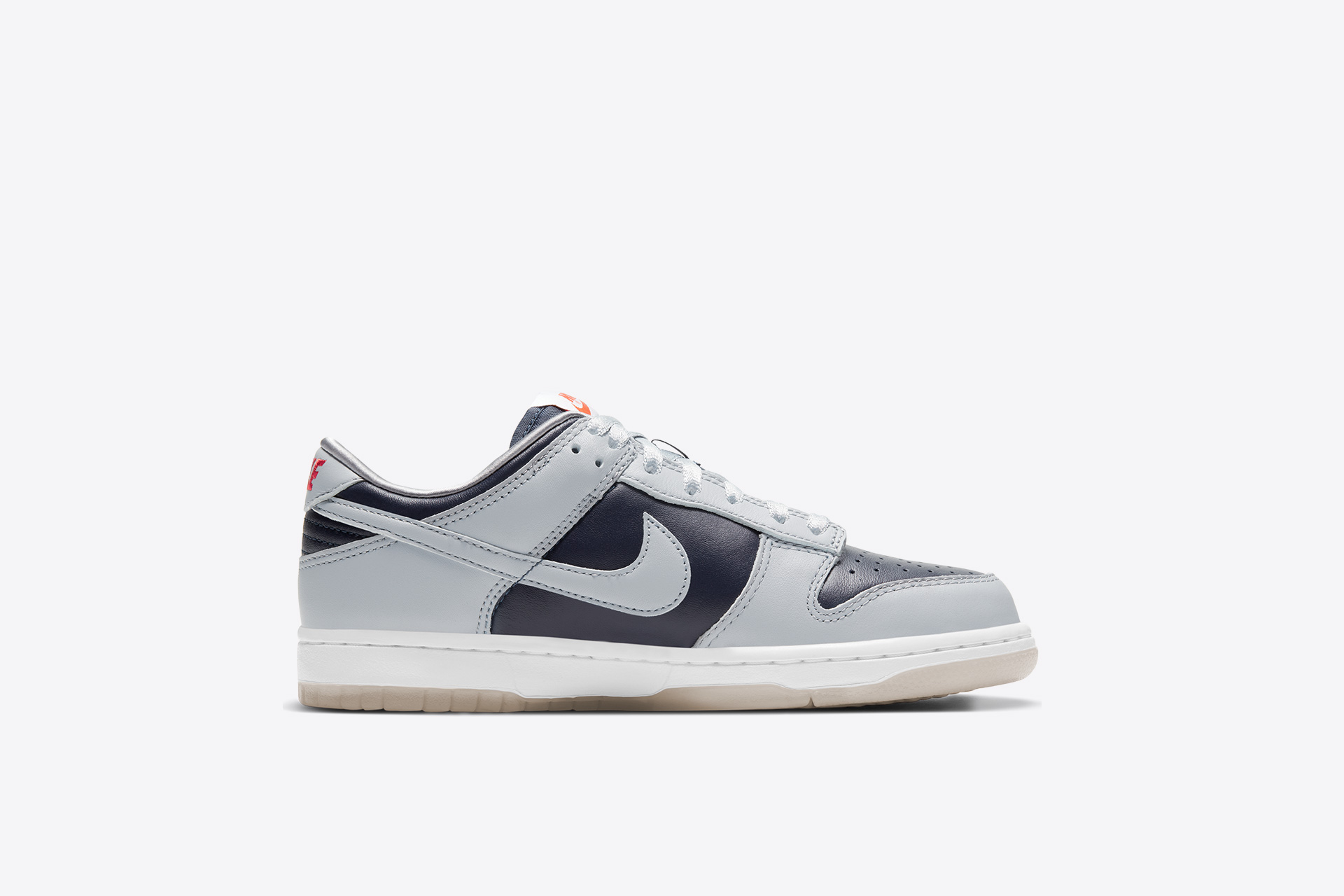 Nike Dunk Low SP WMNS - DD1768-400 - College Navy / Wolf Grey