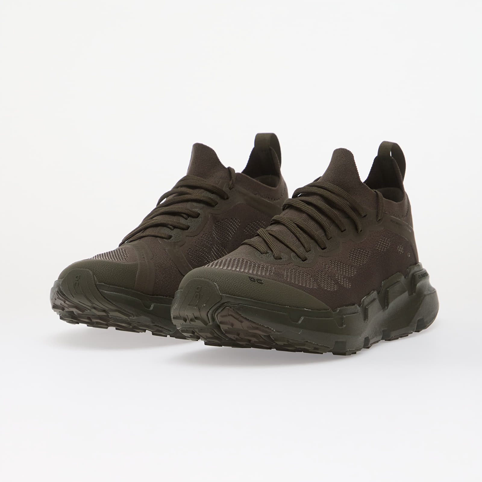 On x PAF Cloudsoma M