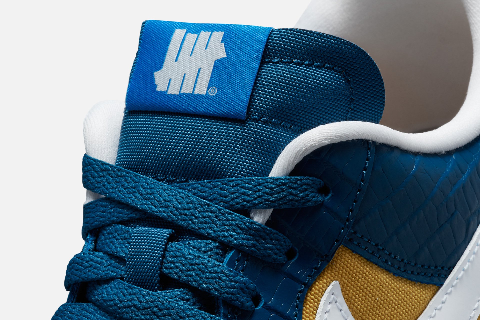 Nike x Undefeated Air Force 1 Low SP "Dunk vs AF1"