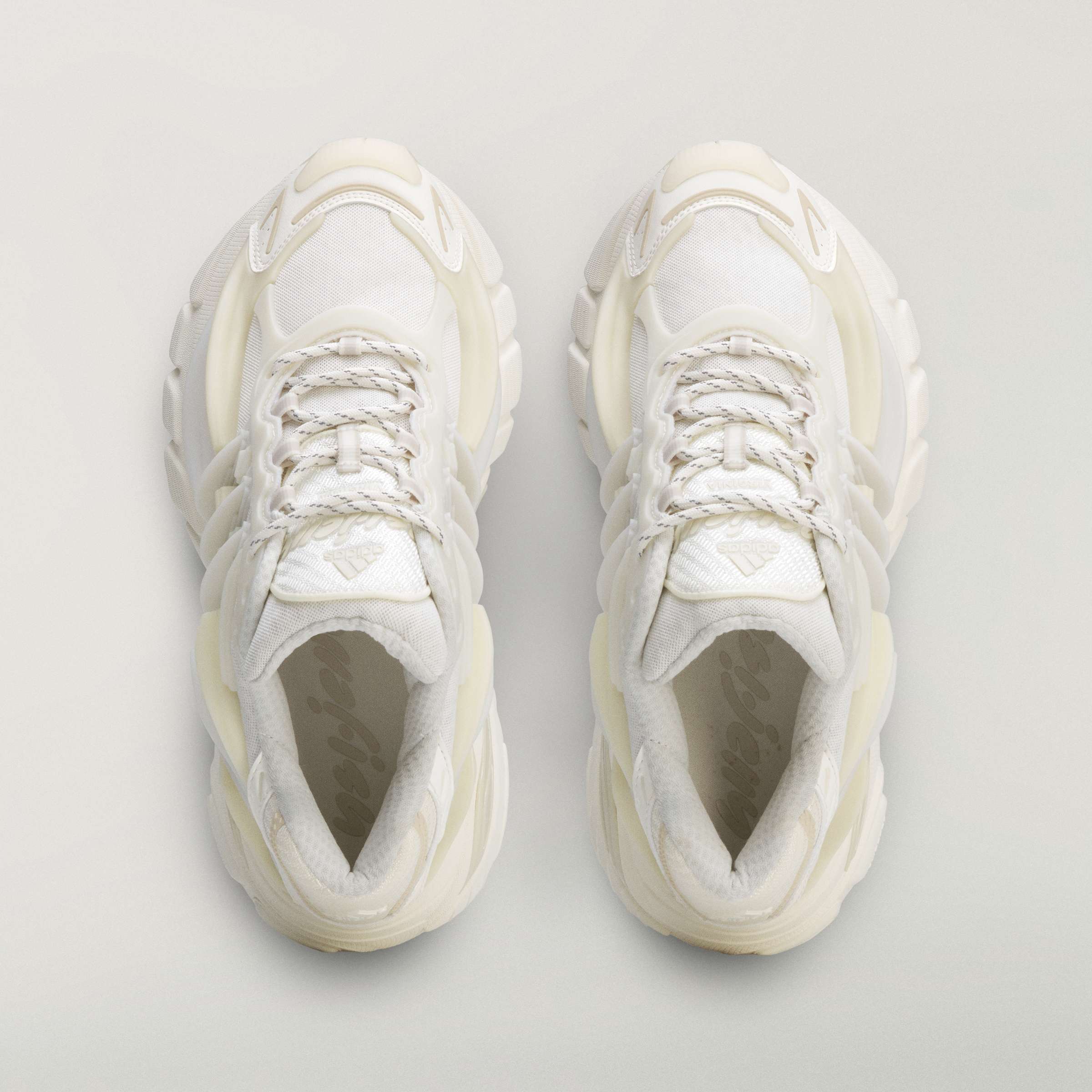 adidas x Pharrell Williams Adistar Jellyfish - KH6730 - Chalk