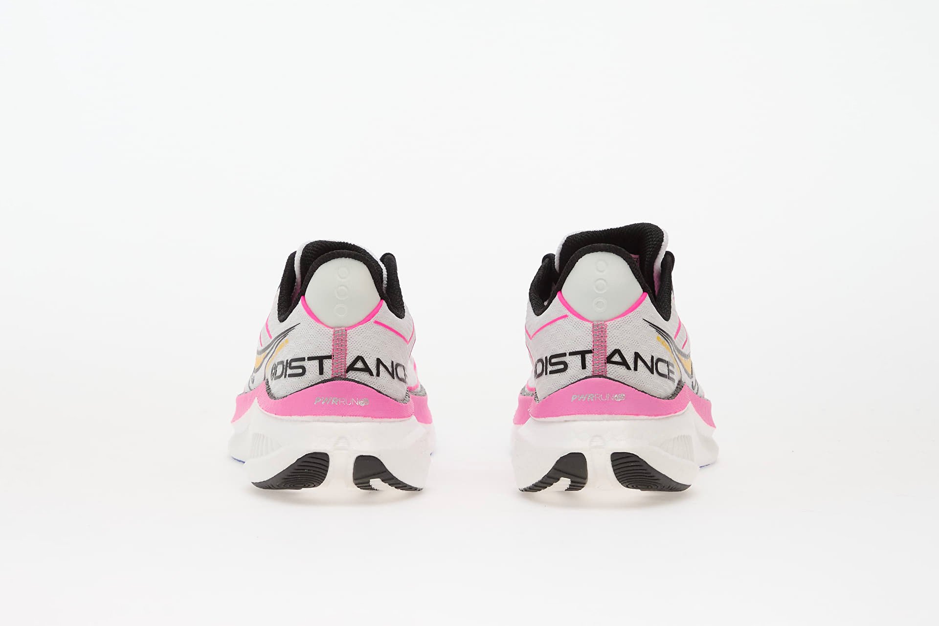 Saucony x Distance Endorphine Speed 5