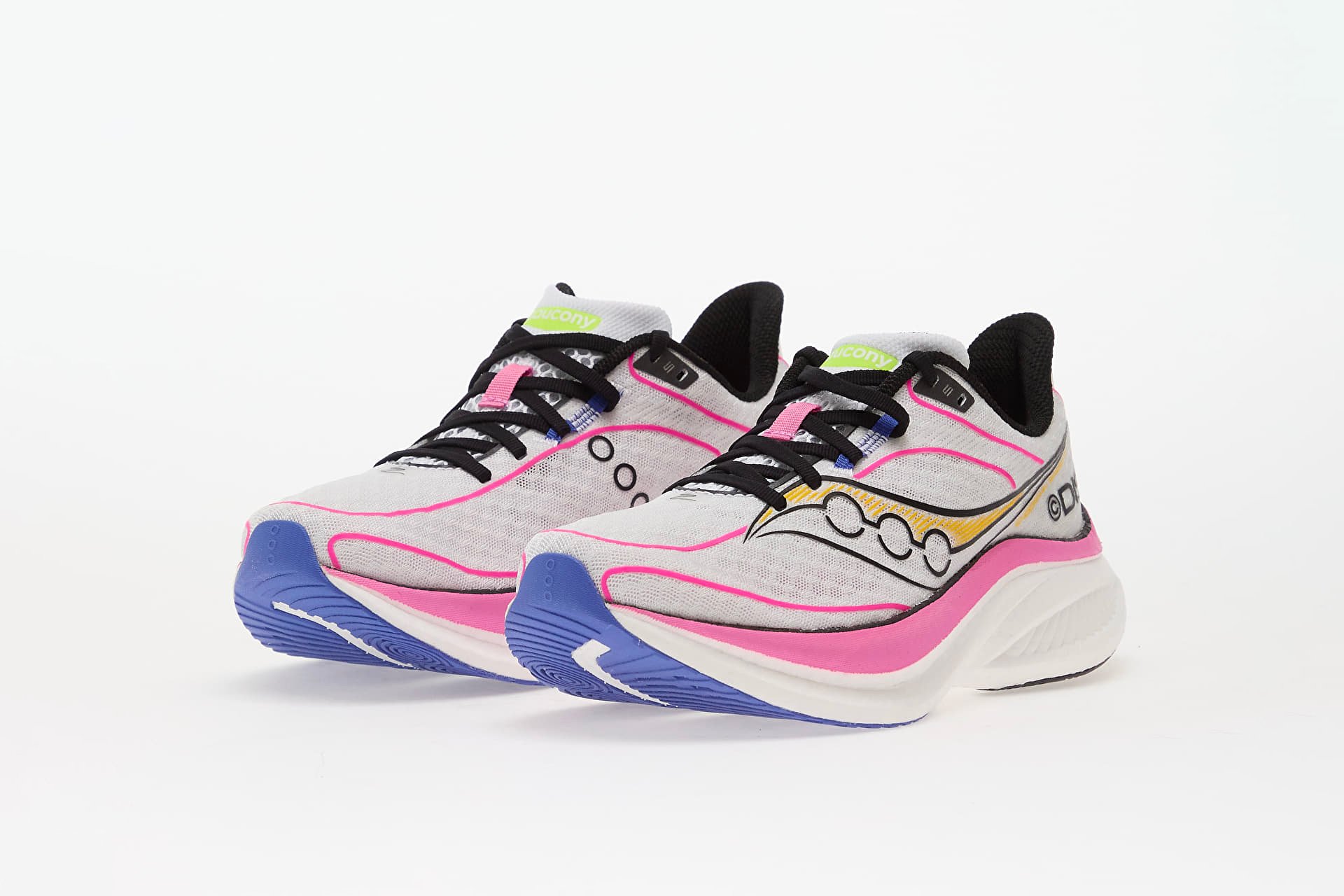 Saucony x Distance Endorphine Speed 5