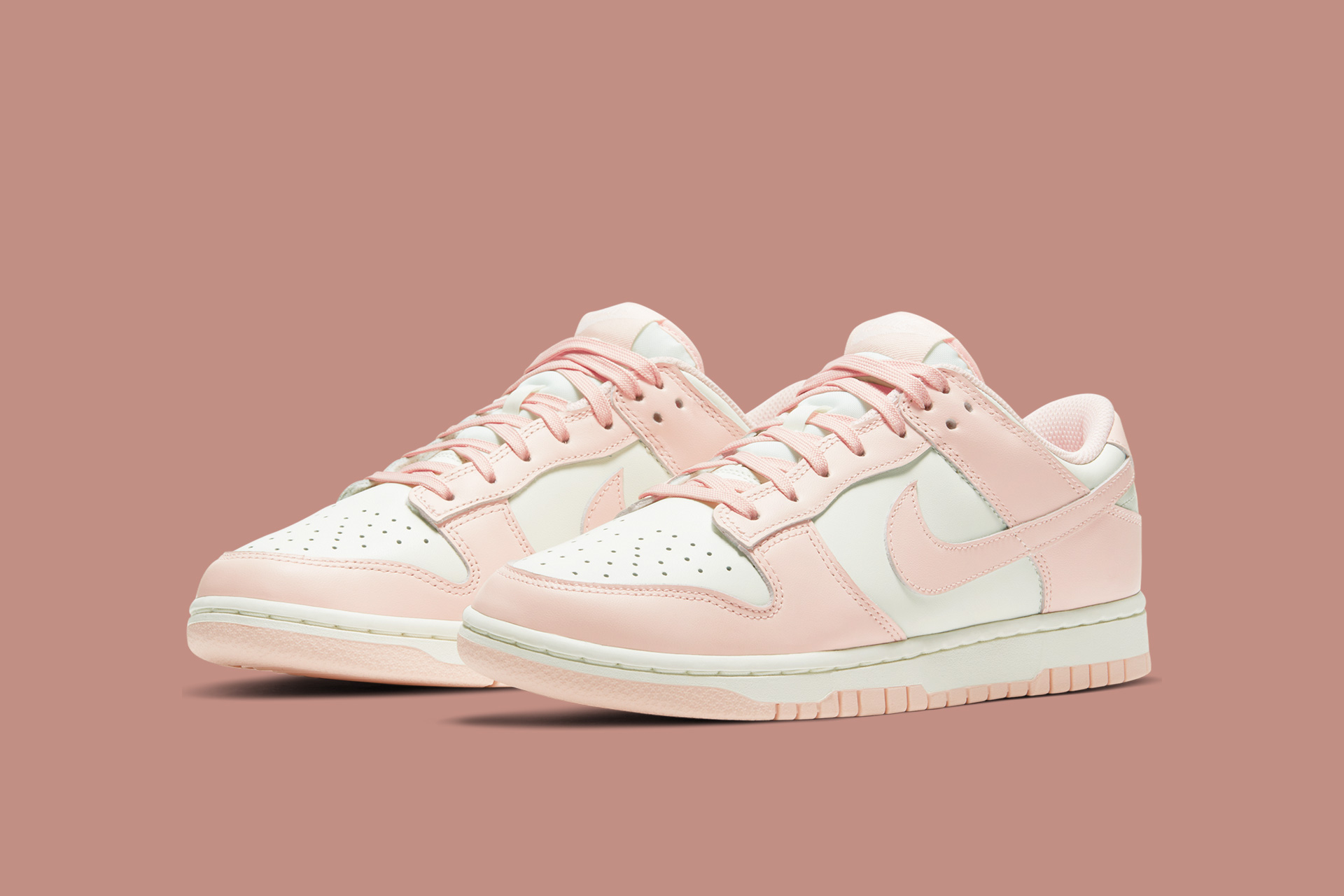 Nike Dunk Low WMNS